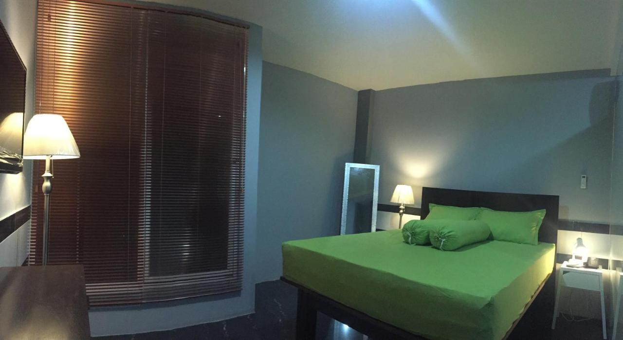 Vysha Residence Джакарта Екстериор снимка