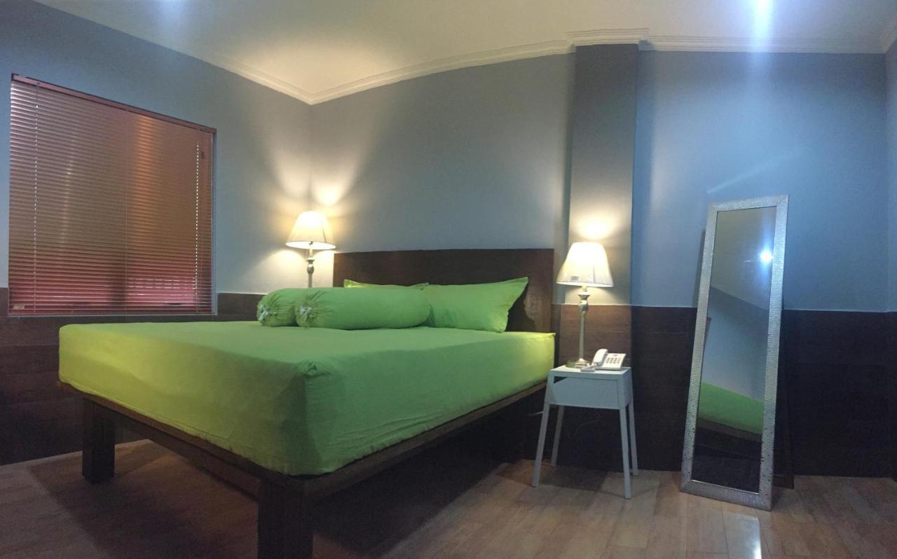 Vysha Residence Джакарта Екстериор снимка